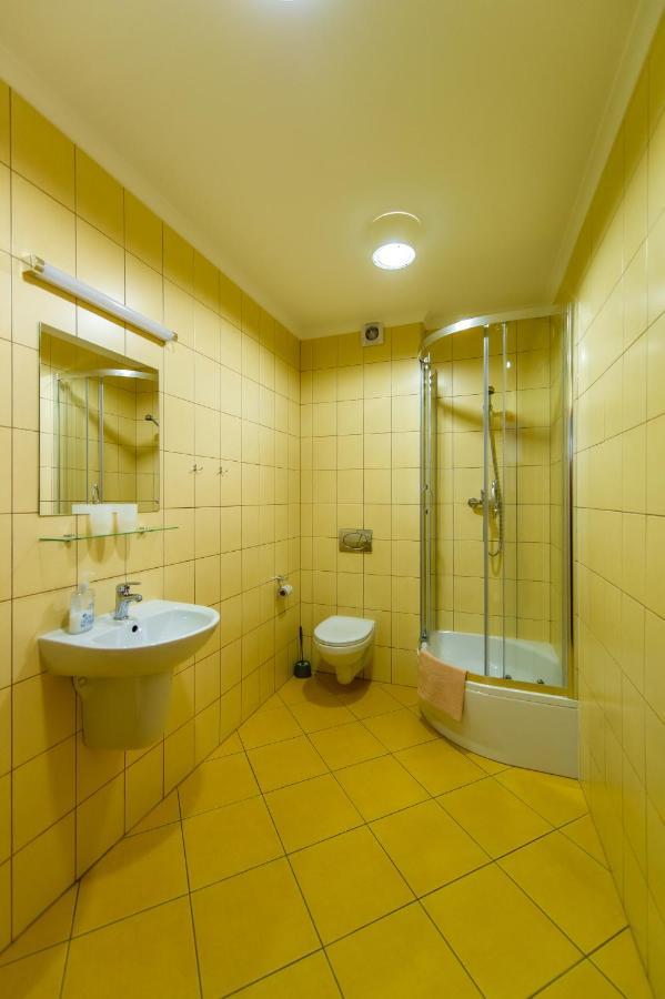 Gosciniec Promus Hotel Zabrze Kültér fotó