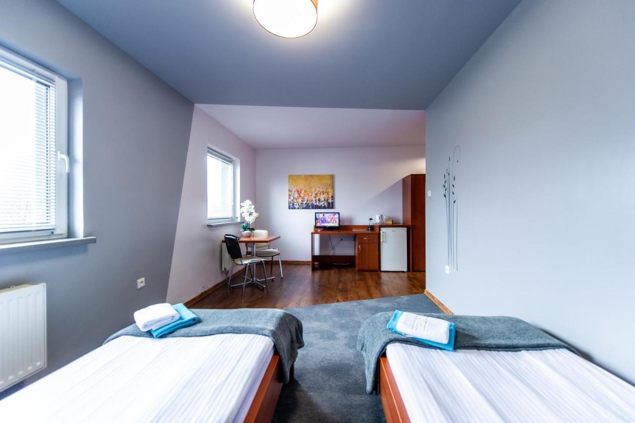 Gosciniec Promus Hotel Zabrze Kültér fotó